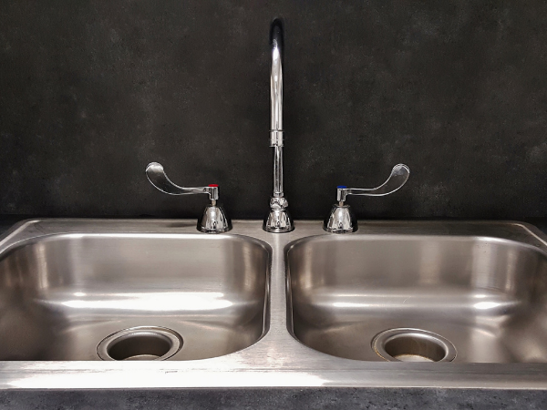 stainless steel sink